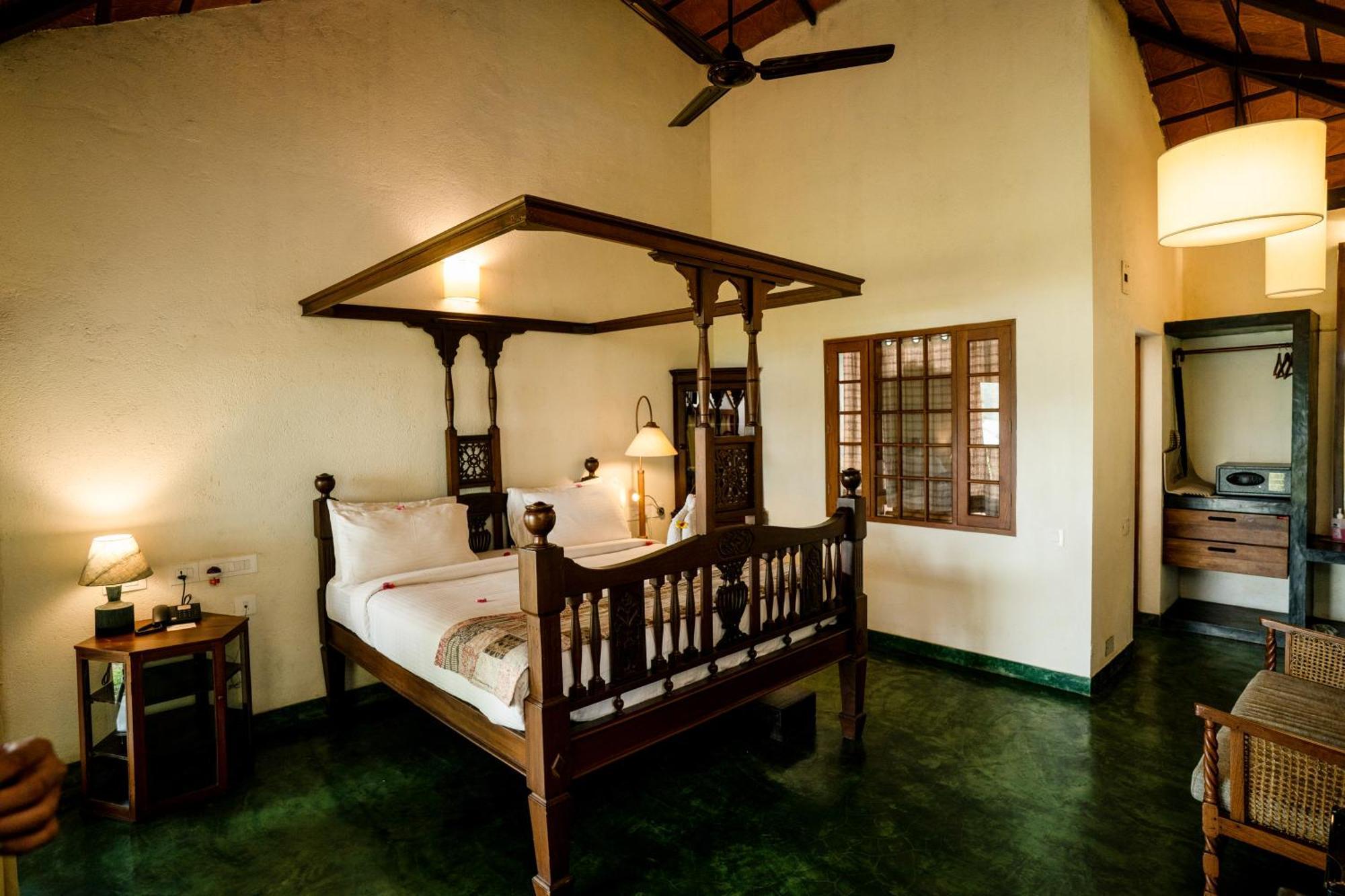 Cranganor History Cafe & Riverside Chateau North Paravur Екстериор снимка