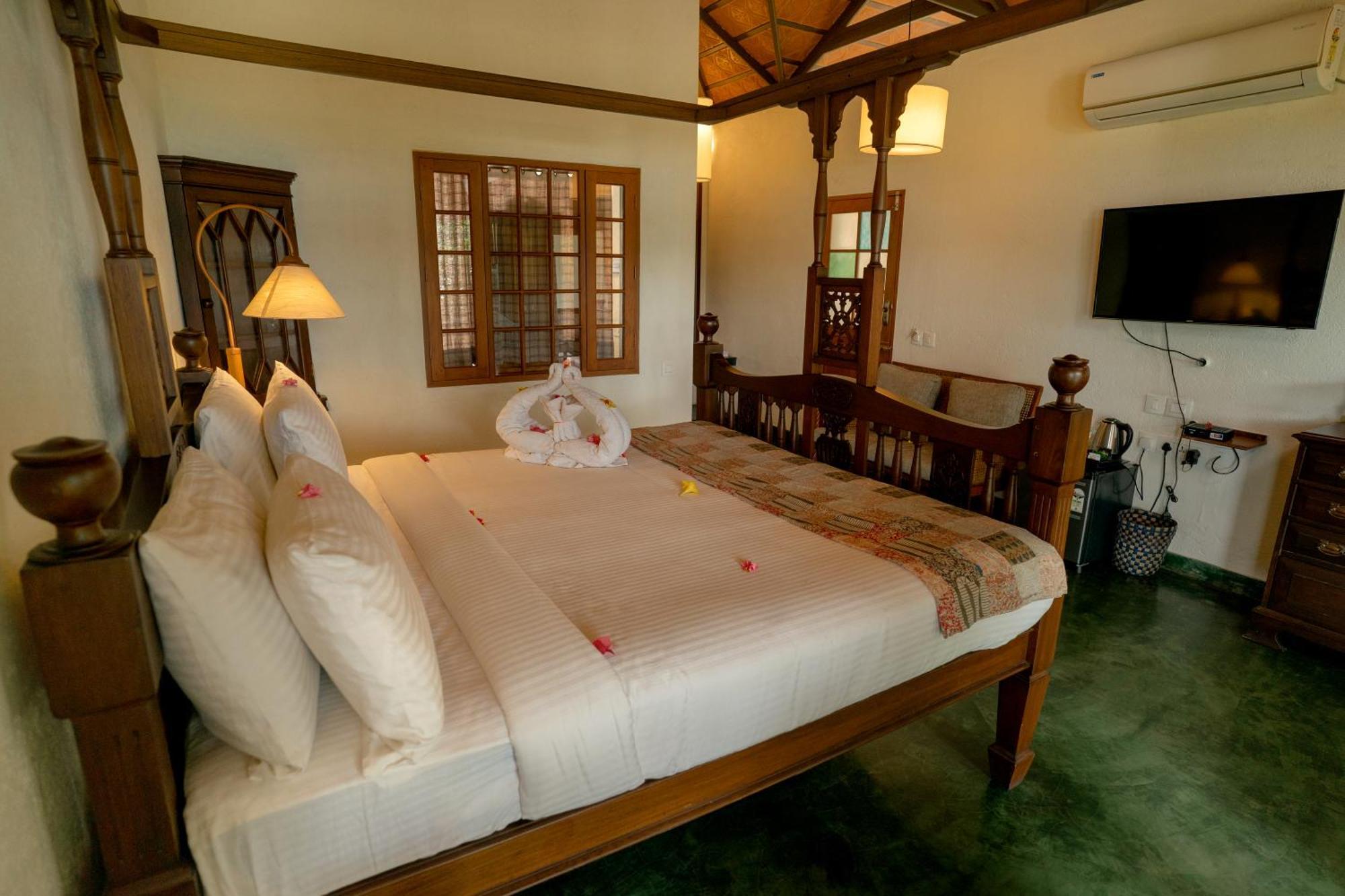 Cranganor History Cafe & Riverside Chateau North Paravur Екстериор снимка