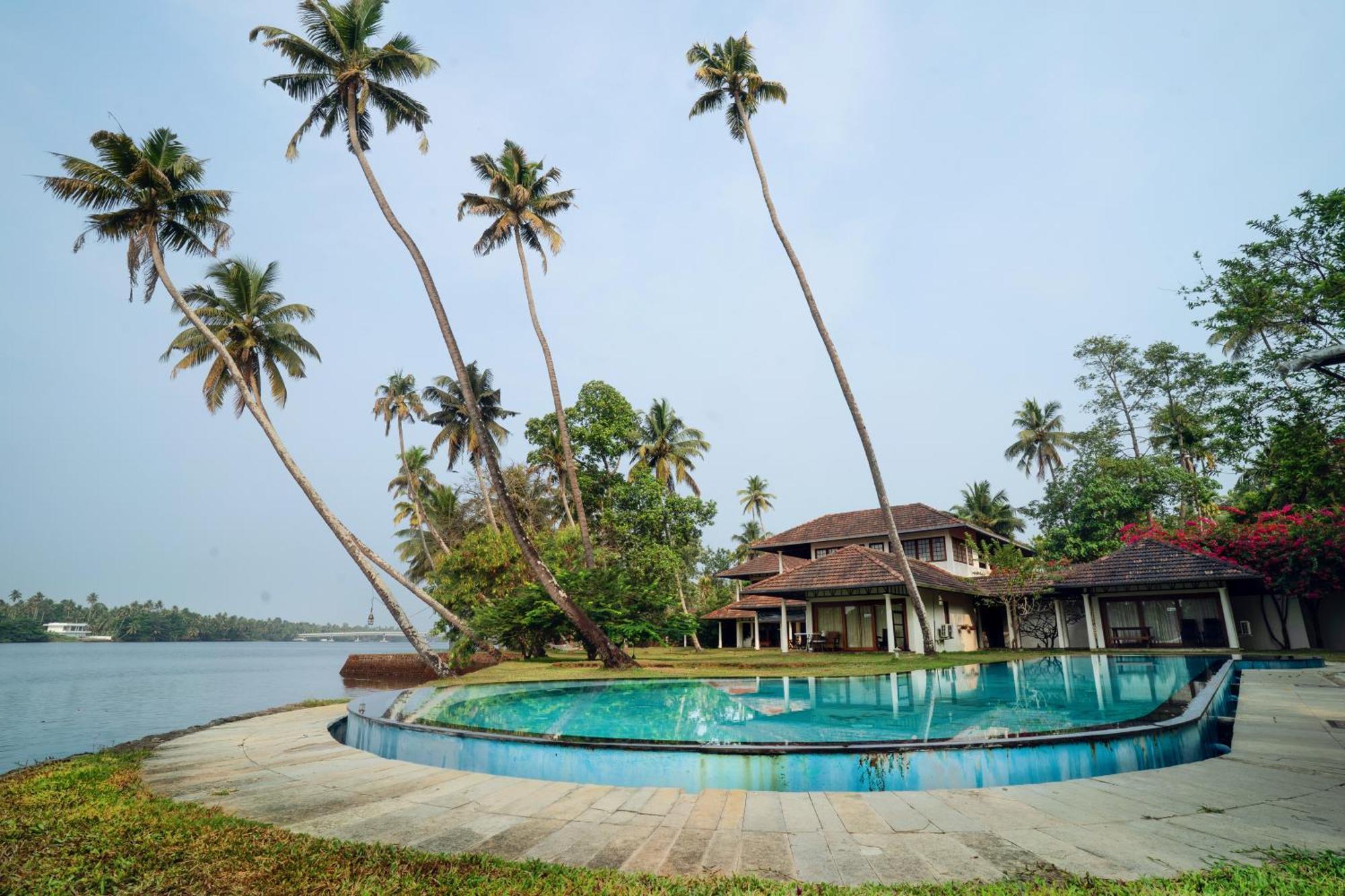Cranganor History Cafe & Riverside Chateau North Paravur Екстериор снимка