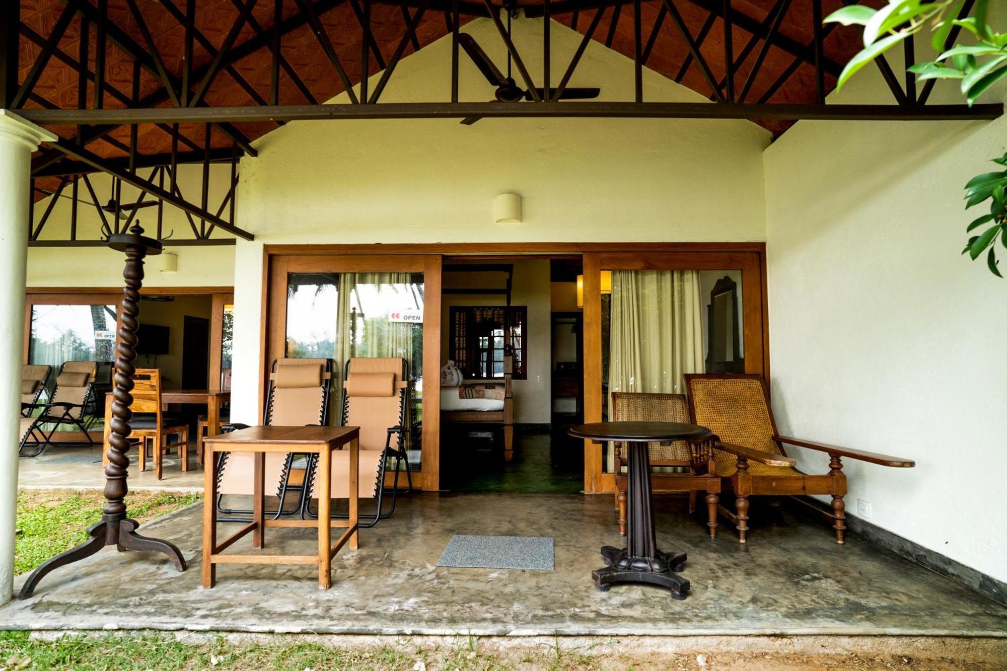 Cranganor History Cafe & Riverside Chateau North Paravur Екстериор снимка
