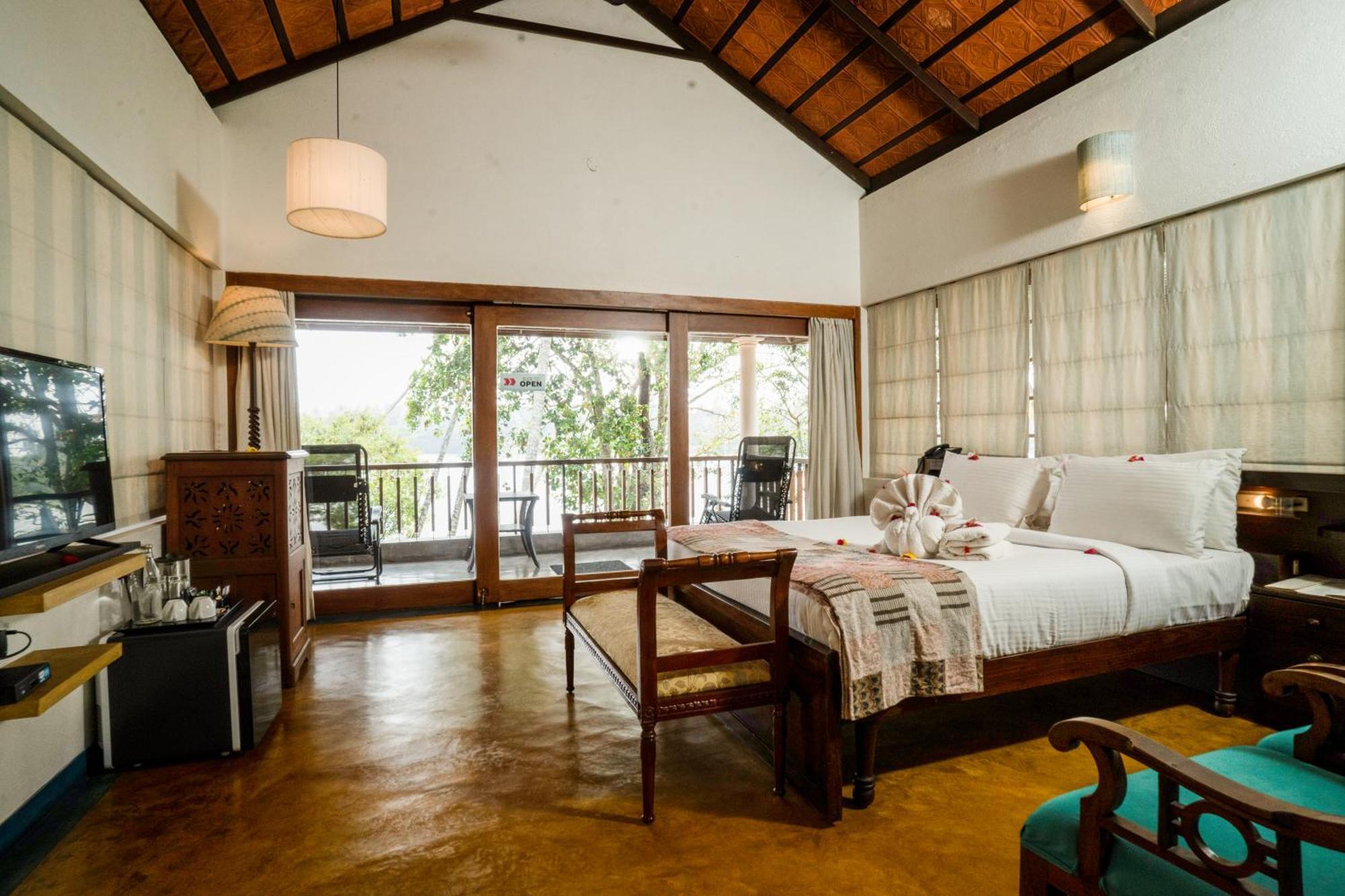 Cranganor History Cafe & Riverside Chateau North Paravur Екстериор снимка