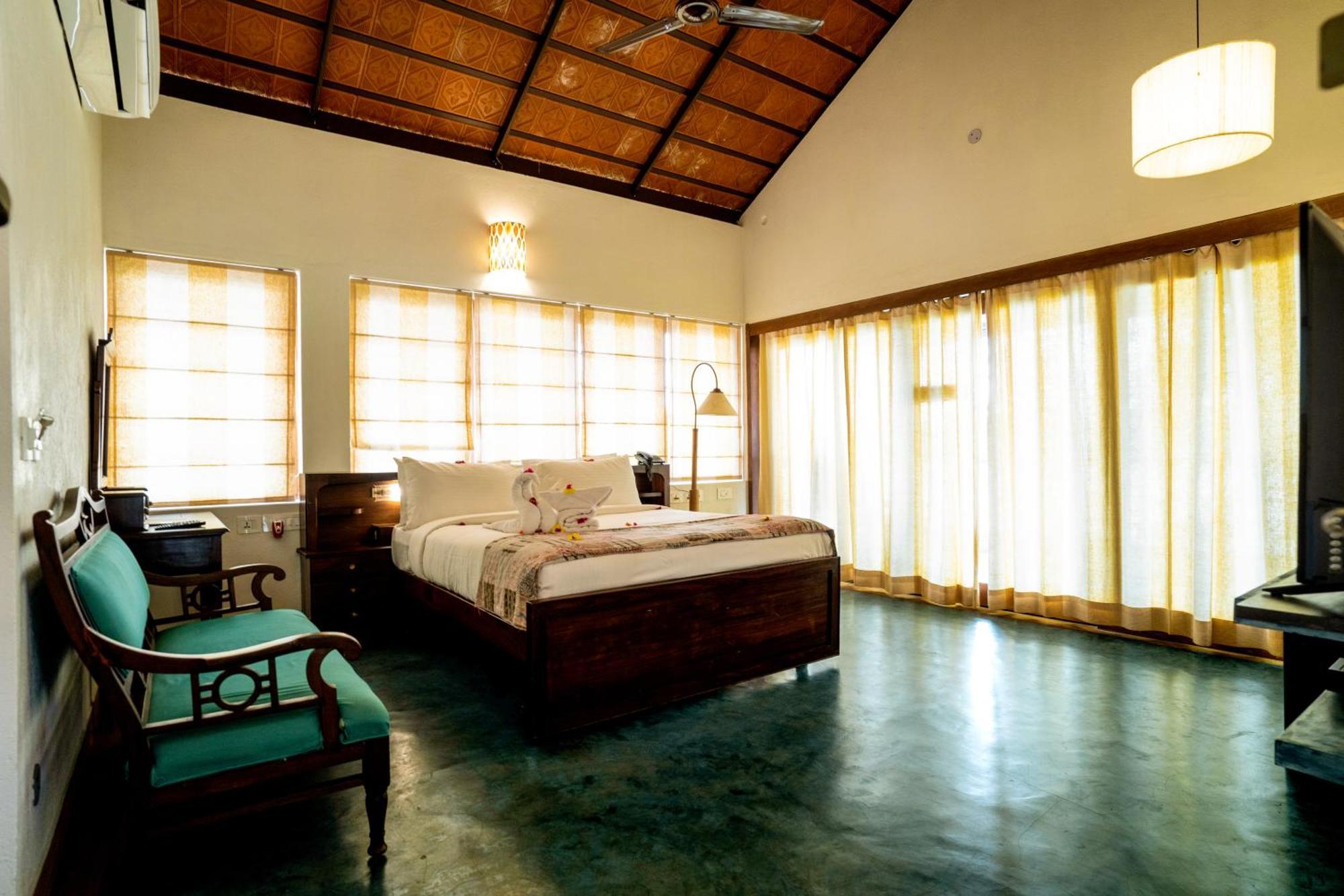 Cranganor History Cafe & Riverside Chateau North Paravur Екстериор снимка