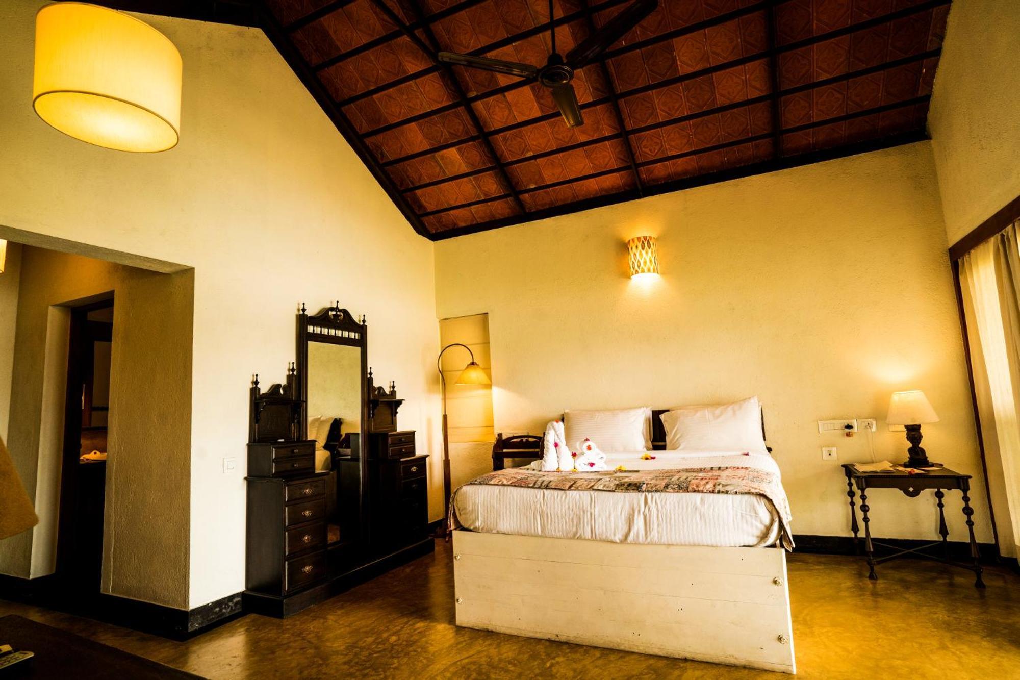 Cranganor History Cafe & Riverside Chateau North Paravur Екстериор снимка