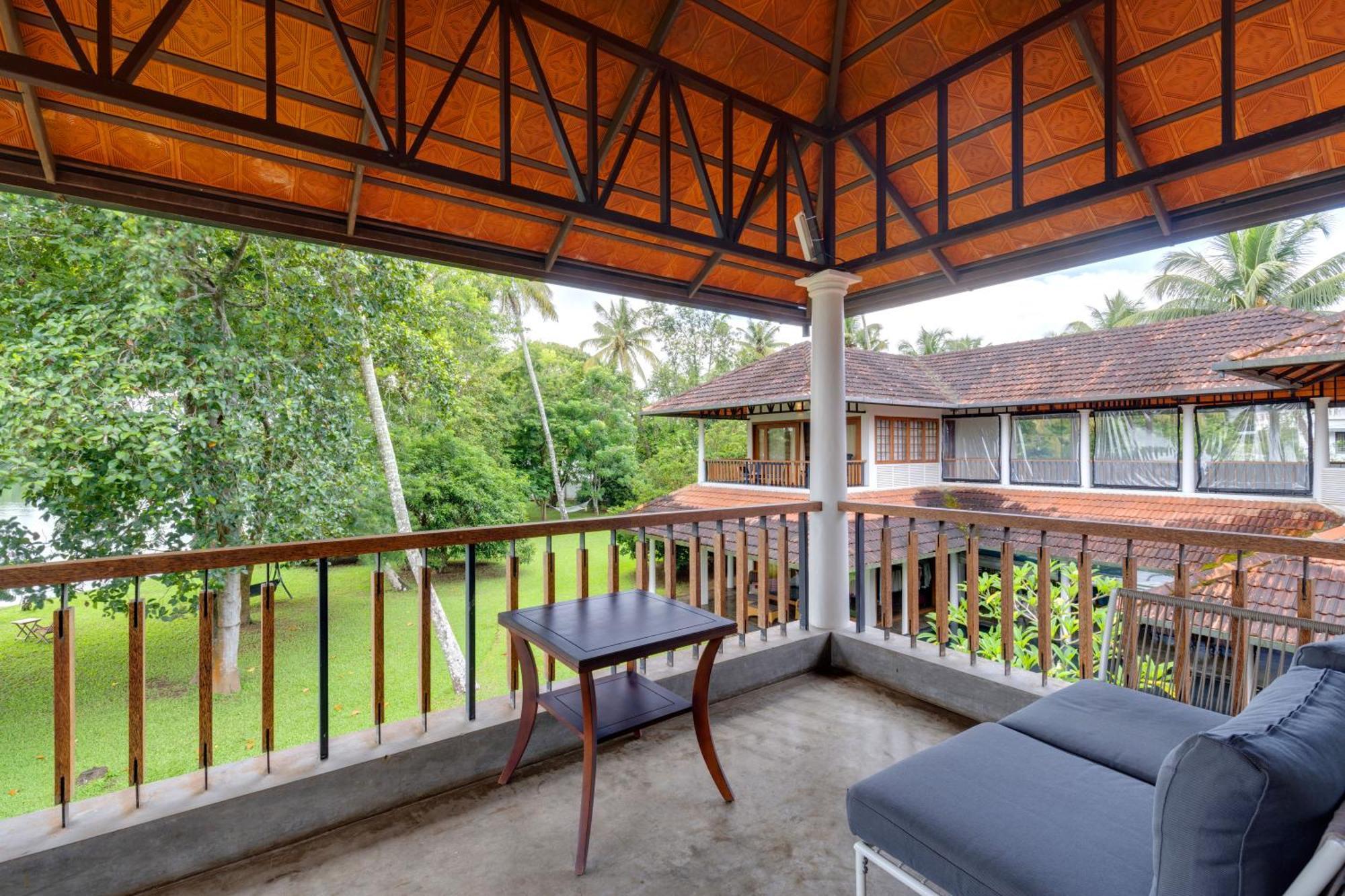 Cranganor History Cafe & Riverside Chateau North Paravur Екстериор снимка